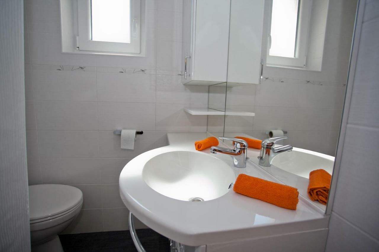 Apartments Classic#Bnm Biograd Na Moru Exterior foto